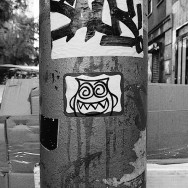 crazy_eyes_street_art_sticker.jpg crazy_eyes_street_art_sticker.jpg